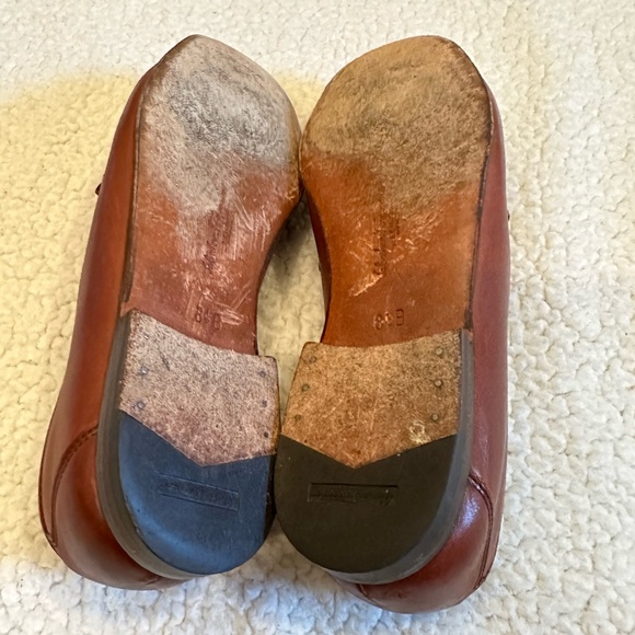 🛍️SOLD🛍️ Salvatore Ferragamo Gancini-Bit Leather Loafers - Ladies size 8.5 B - Picture 9 of 12